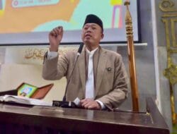 Kajian Tarawih di Masjid UI, Menteri Nusron Bicara Sanad Keilmuan dan Etika Kepemimpinan