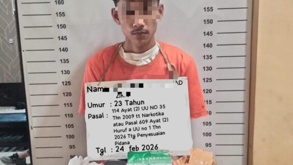 Satres Narkoba Polres Labuhanbatu Amankan Seorang Pria Warga Sumbar Bawa Sabu 1 Kg Lebih 
