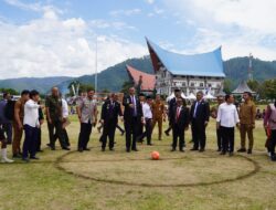 Bupati Toba Buka Pertandingan pada HUT ke-27 Toba