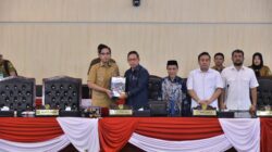 Rico Waas Sampaikan LKPJ 2025, IPM dan Pertumbuhan Ekonomi Meningkat, Kemiskinan dan Pengangguran Menurun