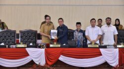 Rico Waas Sampaikan LKPJ 2025, IPM dan Pertumbuhan Ekonomi Meningkat, Kemiskinan dan Pengangguran Menurun