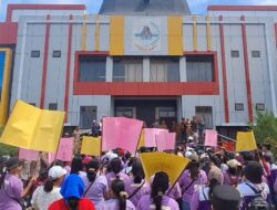 Sekitar 200 Perempuan di Kepulauan Nias Gelar Aksi Damai Peringati Hari Perempuan Internasional