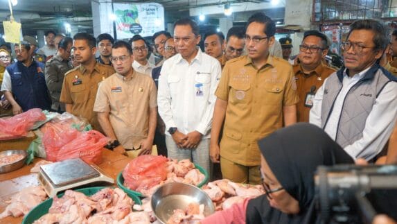 Pantau Pasar Jelang Idulfitri, Wali Kota Medan Pastikan Stok Aman dan Harga Stabil, Rico Waas: Masyarakat Tidak Perlu Khawatir
