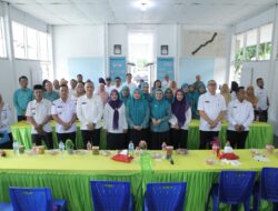 Dipimpin Yusnila Indriati Taufik, Tim Posyandu Kabupaten Asahan melaksanakan kunjungan Ķe Desa