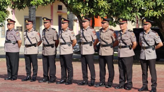 Polres Nias Gelar Upacara Serah Terima Jabatan Kabag, Kasat dan Kapolsek