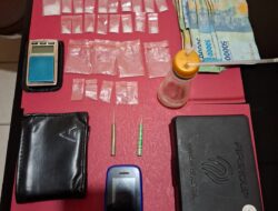 Polsek Bilah Hilir Ringkus Dua Orang Tersangka Penyalahgunaan Narkotika Sabu di Rumah Kontrakan 