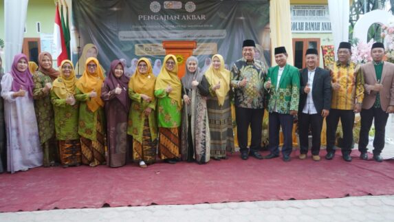 Bupati Asahan Hadiri Milad Aisyiyah ke-109