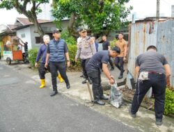Atasi Banjir Mabar, Rico Waas Instruksikan Normalisasi Drainase Demi Kenyamanan Warga dan Siswa