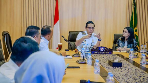 Rico Waas Terima Kunjungan UNDP, Bahas Pengelolaan Sampah dan Penguatan Digitalisasi