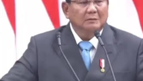 Presiden Prabowo Tegas Lawan Korupsi, Pungli, dan Praktik Beking Ilegal