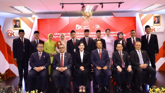 Perkuat Kinerja Organisasi, OJK Lantik Pejabat Baru