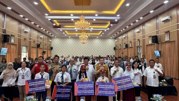OJK Sumut Perkuat Literasi Keuangan ASN dan Budaya Menabung Pelajar di Simalungun 