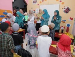 Tumbuhkan Budaya Literasi, Ketua TP PKK Kabupaten Asahan Kunjungi PAUD Sentang